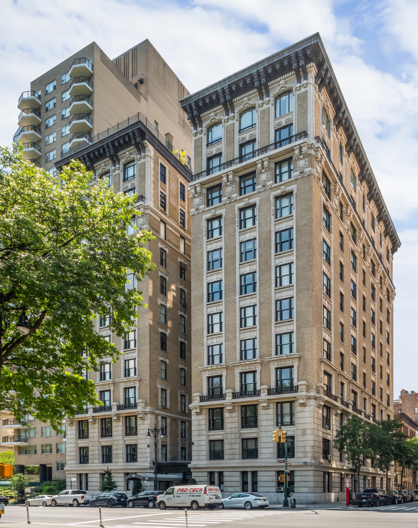 Corner view of The Brentmore at Central Park West and West 69th Street